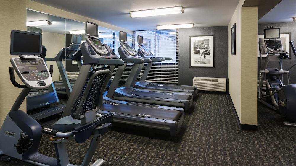 קובינגטון Holiday Inn Cincinnati-Riverfront By Ihg מראה חיצוני תמונה
