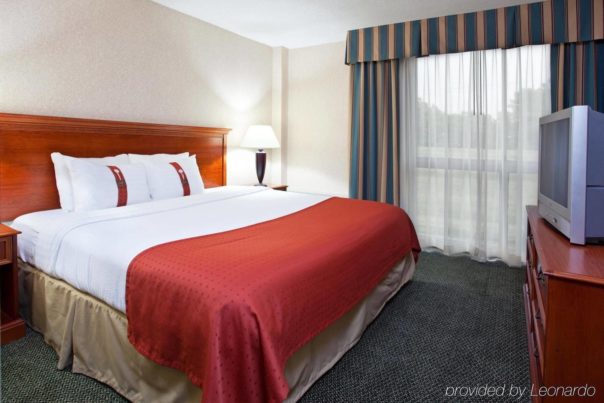 קובינגטון Holiday Inn Cincinnati-Riverfront By Ihg מראה חיצוני תמונה