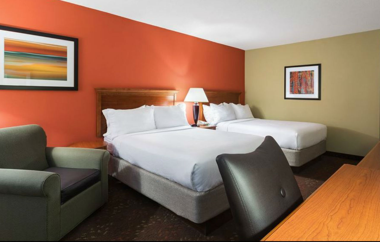 קובינגטון Holiday Inn Cincinnati-Riverfront By Ihg מראה חיצוני תמונה
